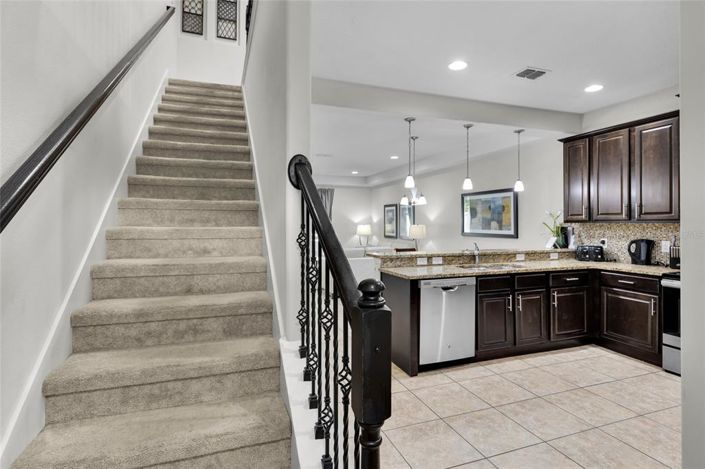 Image No.4-3 Bed Townhouse for sale