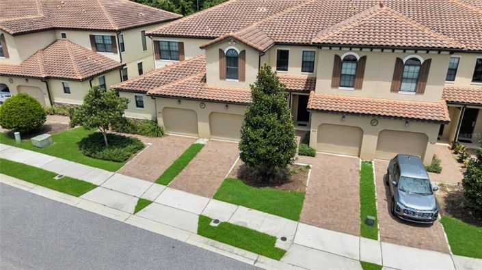Image No.1-3 Bed Townhouse for sale