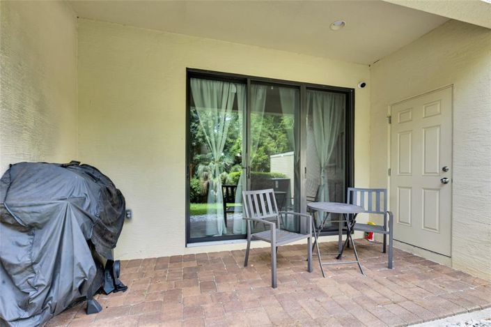 Image No.27-3 Bed Townhouse for sale