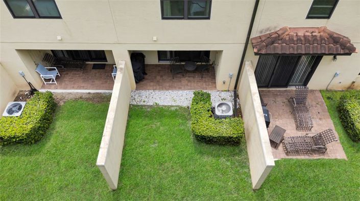 Image No.30-3 Bed Townhouse for sale