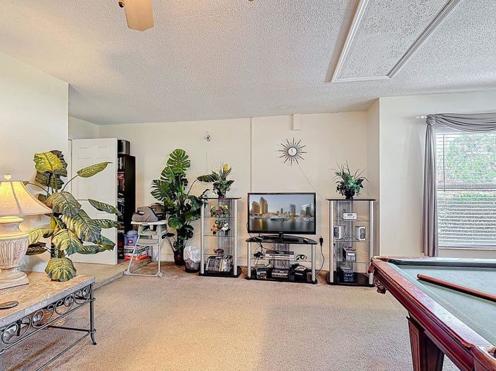 Image No.33-5 Bed Property for sale