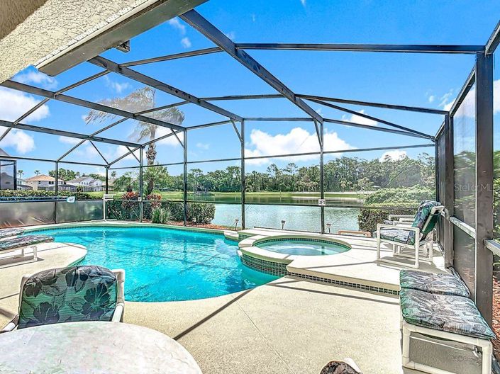 Image No.38-5 Bed Property for sale