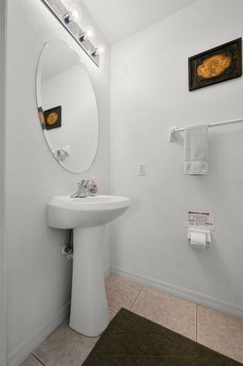 Image No.13-5 Bed Property for sale