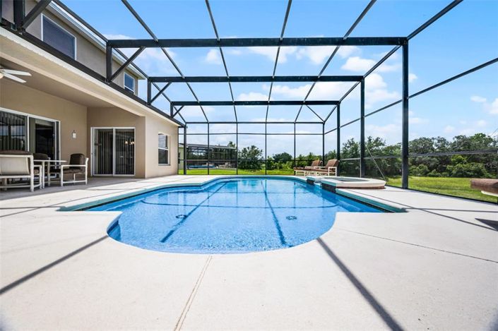 Image No.31-5 Bed Property for sale