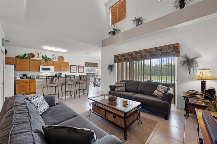 Image No.7-5 Bed Property for sale