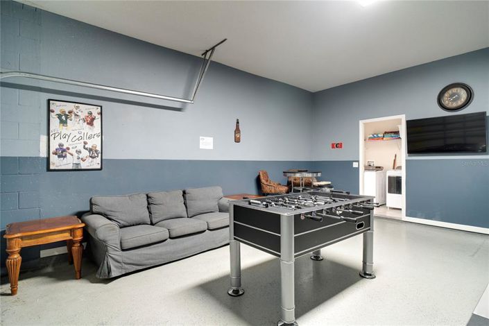 Image No.12-5 Bed Property for sale