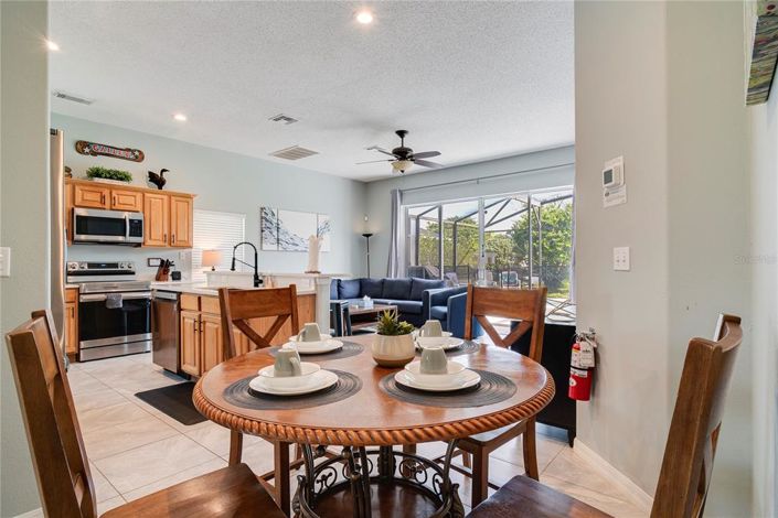 Image No.5-5 Bed Property for sale