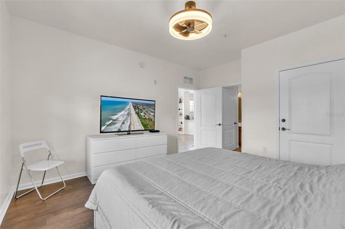 Image No.15-3 Bed Property for sale