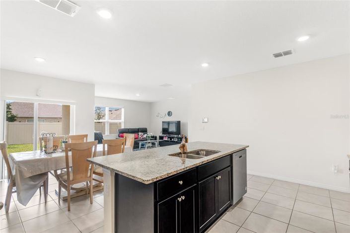 Image No.19-4 Bed Property for sale