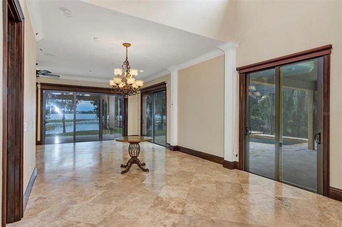 Image No.34-5 Bed Property for sale