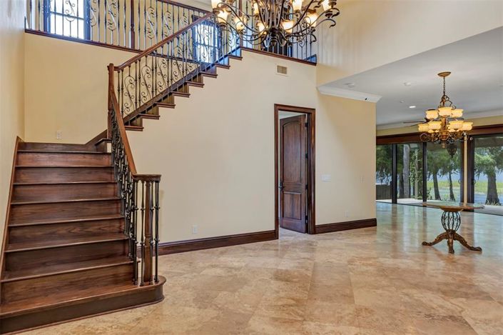 Image No.35-5 Bed Property for sale