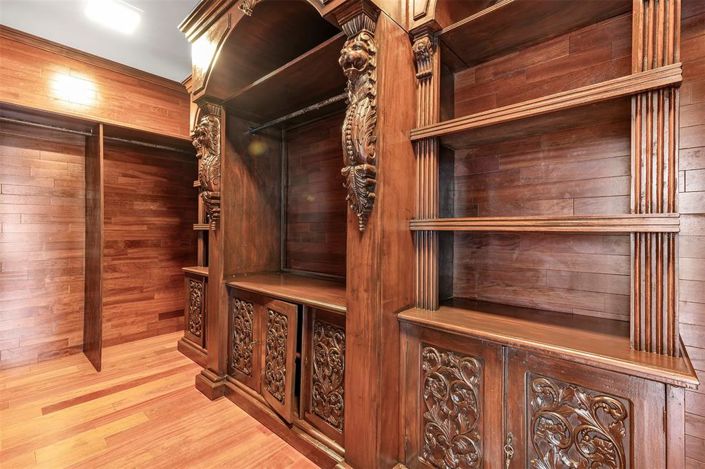 Image No.39-5 Bed Property for sale