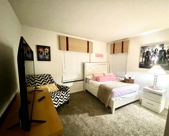 Image No.14-5 Bed Property for sale