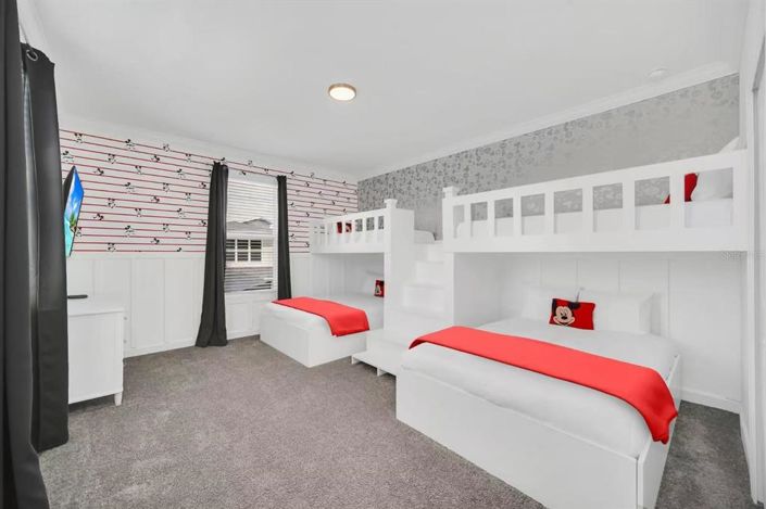 Image No.42-5 Bed Property for sale