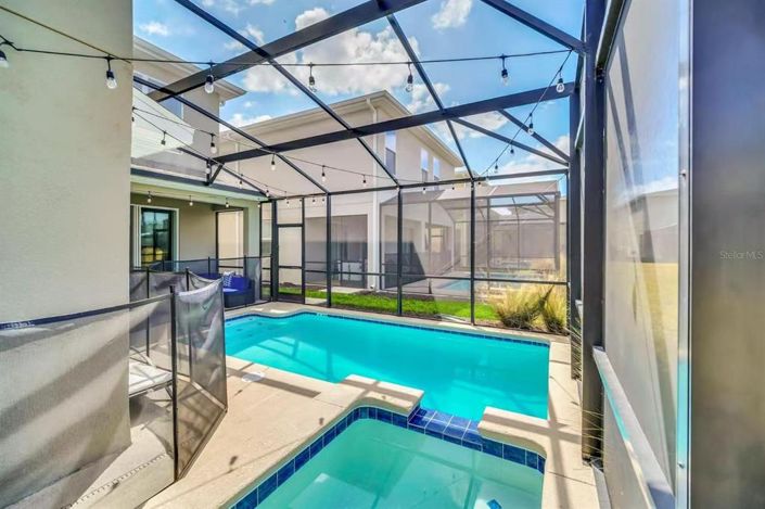 Image No.52-5 Bed Property for sale