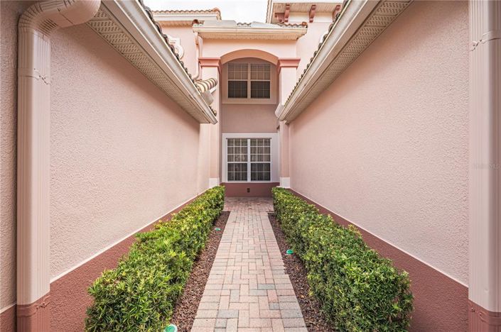 Image No.3-3 Bed Townhouse for sale