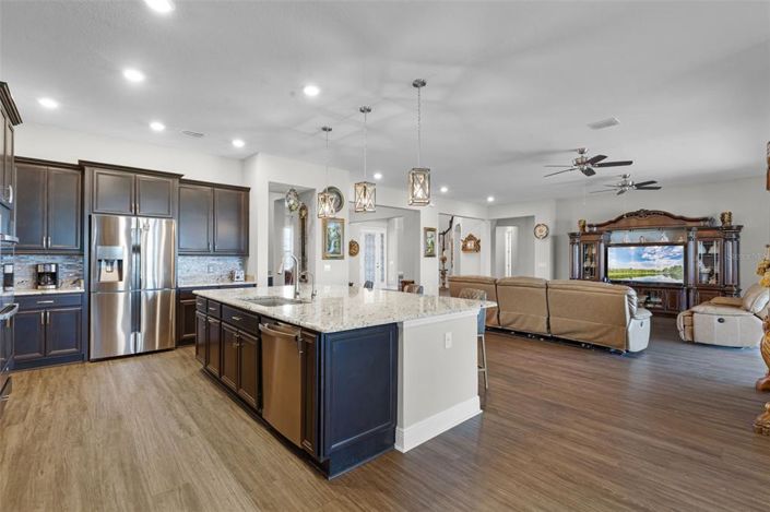 Image No.18-5 Bed Property for sale