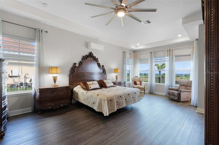 Image No.23-5 Bed Property for sale