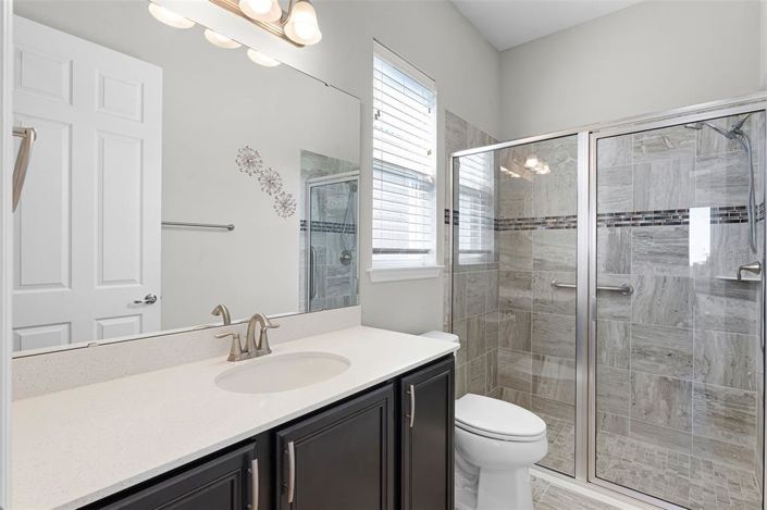 Image No.40-5 Bed Property for sale