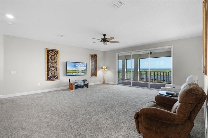 Image No.47-5 Bed Property for sale