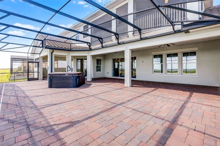 Image No.58-5 Bed Property for sale