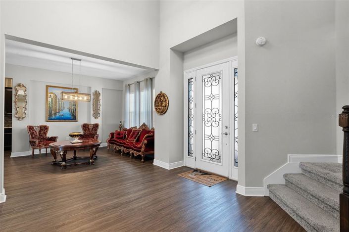 Image No.6-5 Bed Property for sale