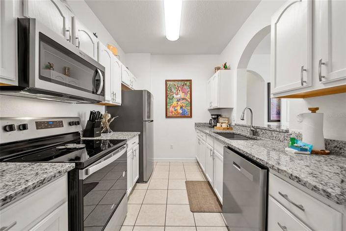 Image No.5-3 Bed Property for sale