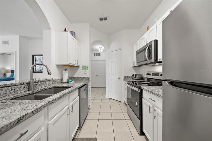 Image No.6-3 Bed Property for sale