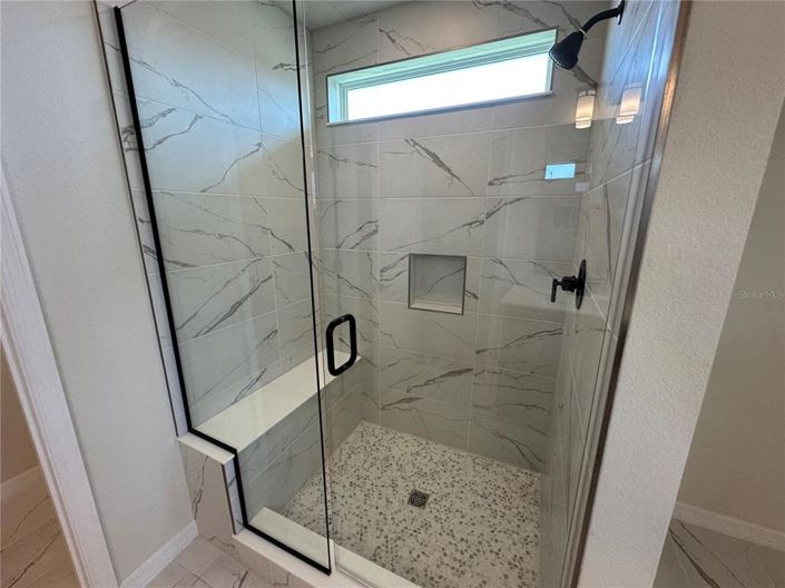 Image No.29-5 Bed Property for sale