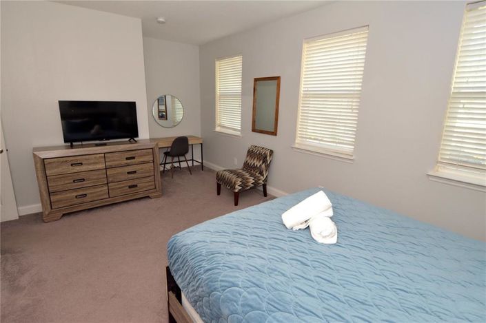 Image No.13-4 Bed Townhouse for sale