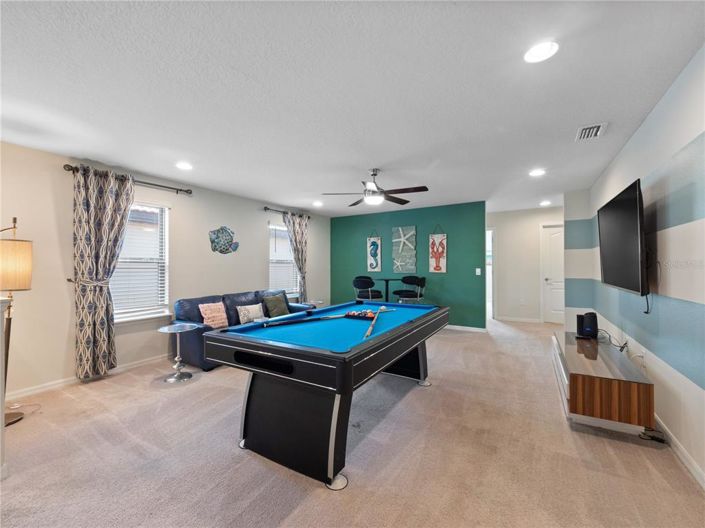 Image No.18-6 Bed Property for sale