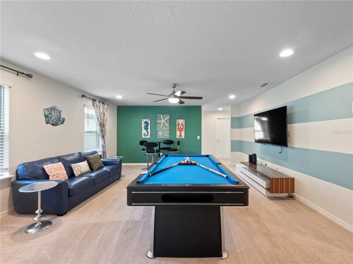 Image No.19-6 Bed Property for sale