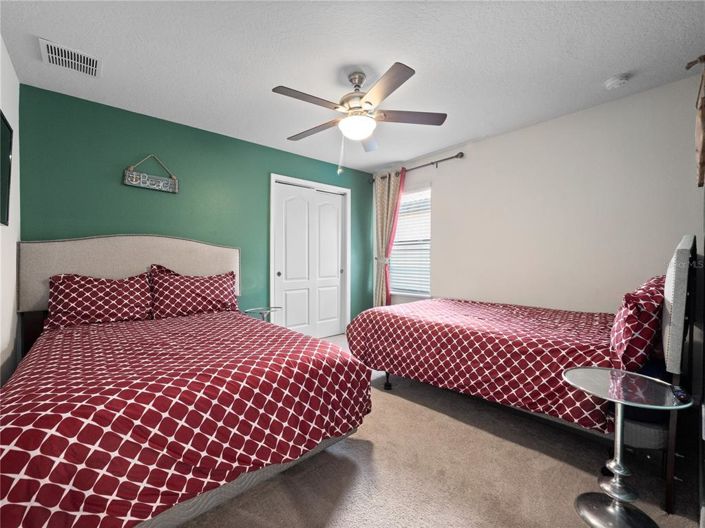 Image No.27-6 Bed Property for sale