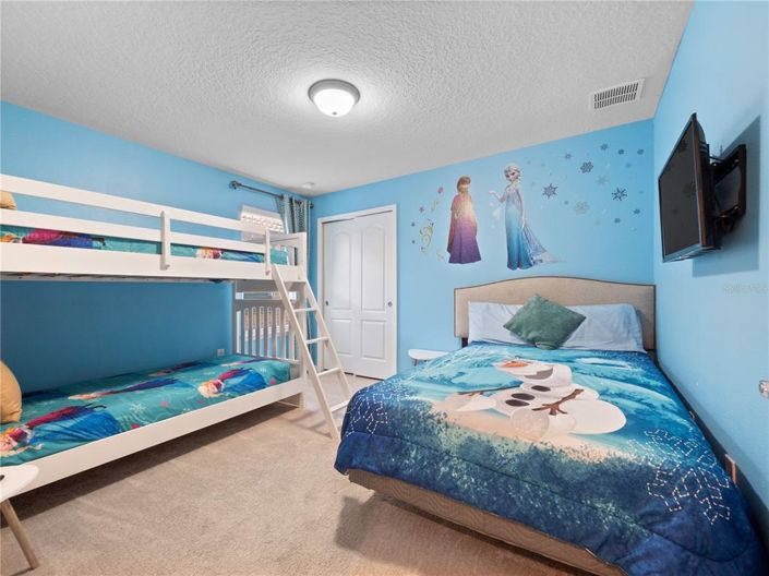 Image No.28-6 Bed Property for sale