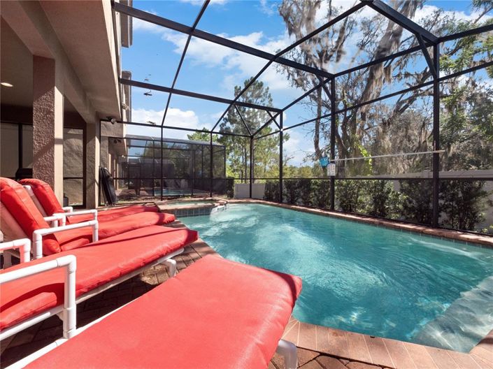 Image No.31-6 Bed Property for sale