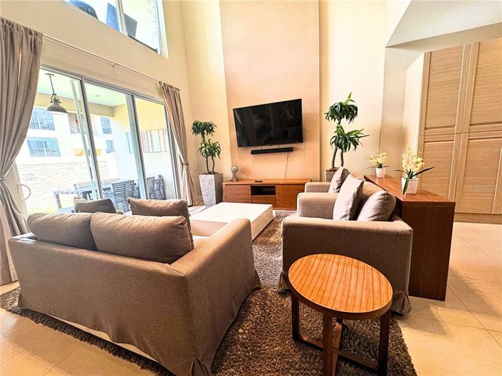 Image No.14-4 Bed Townhouse for sale