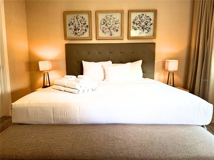 Image No.22-4 Bed Townhouse for sale