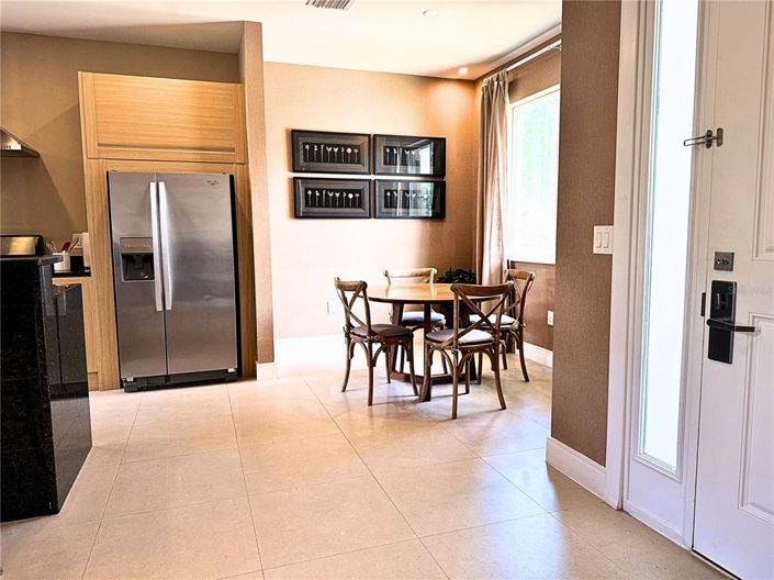 Image No.8-4 Bed Townhouse for sale