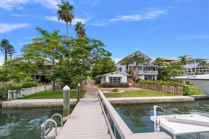 Image No.4-3 Bed Property for sale