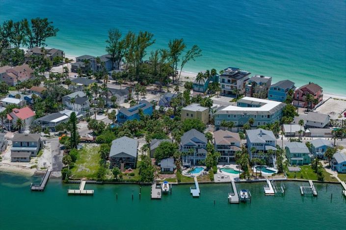 Image No.45-3 Bed Property for sale