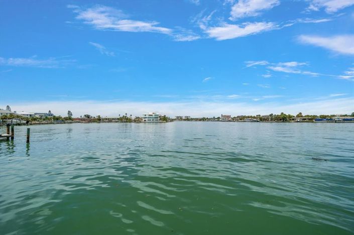 Image No.5-3 Bed Property for sale