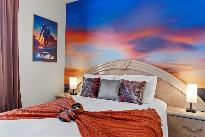 Image No.20-5 Bed Townhouse for sale