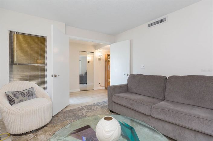 Image No.16-3 Bed Property for sale