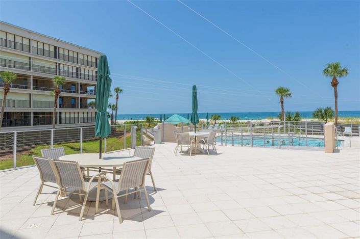 Image No.33-3 Bed Property for sale