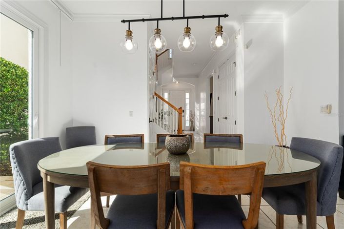 Image No.26-5 Bed Property for sale