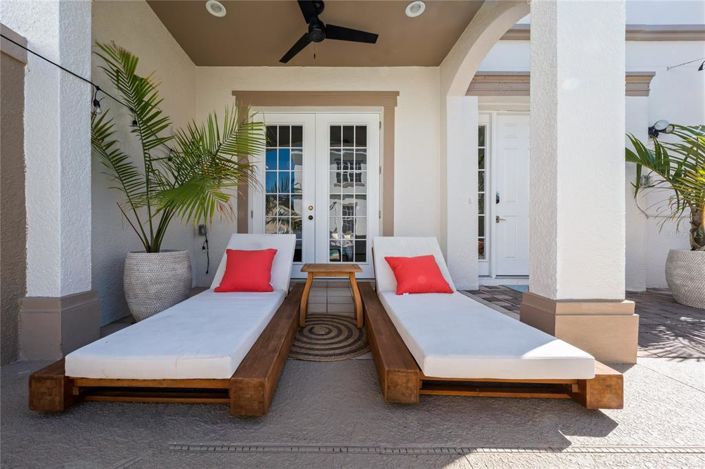 Image No.32-5 Bed Property for sale