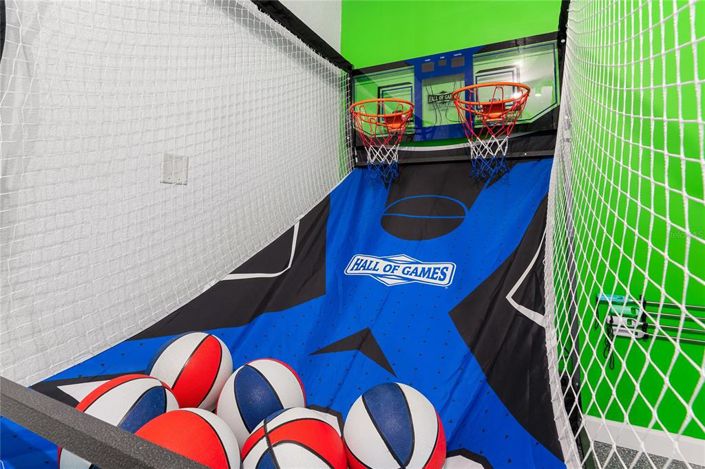 Image No.38-5 Bed Property for sale