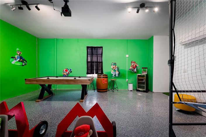 Image No.47-5 Bed Property for sale