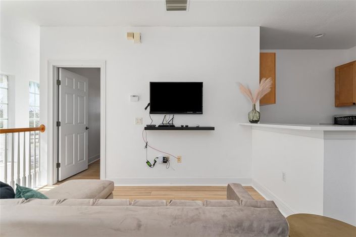 Image No.54-5 Bed Property for sale