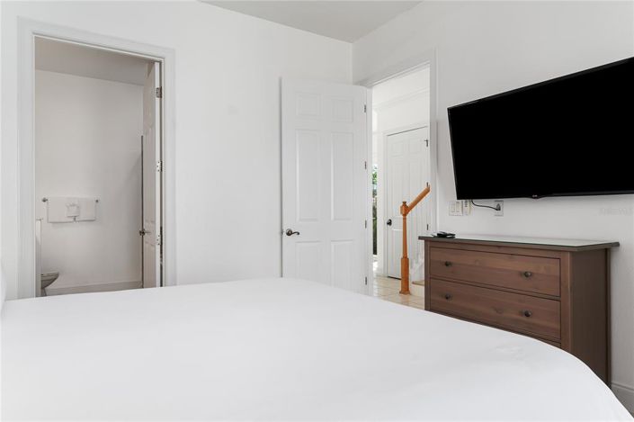 Image No.59-5 Bed Property for sale